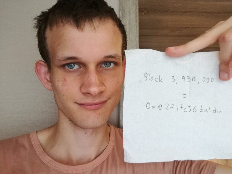ヴィタリック・ブテリンってどんな人?Ethereumを生んだ【天才】の人生とは
