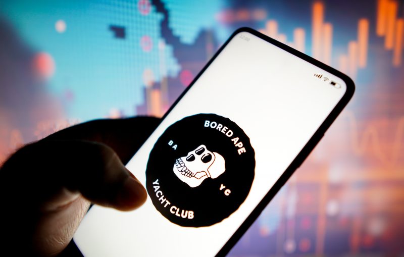 BAYC 新ストーリー「THE PAST, PRESENT, FUTURE」を公開