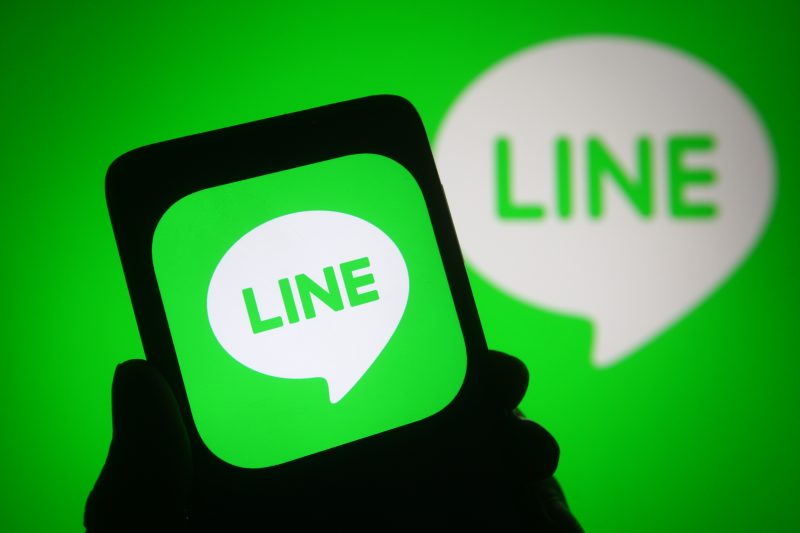 LINEキャラクター「BROWN」と「BEANZ」とのコラボアイテム販売
