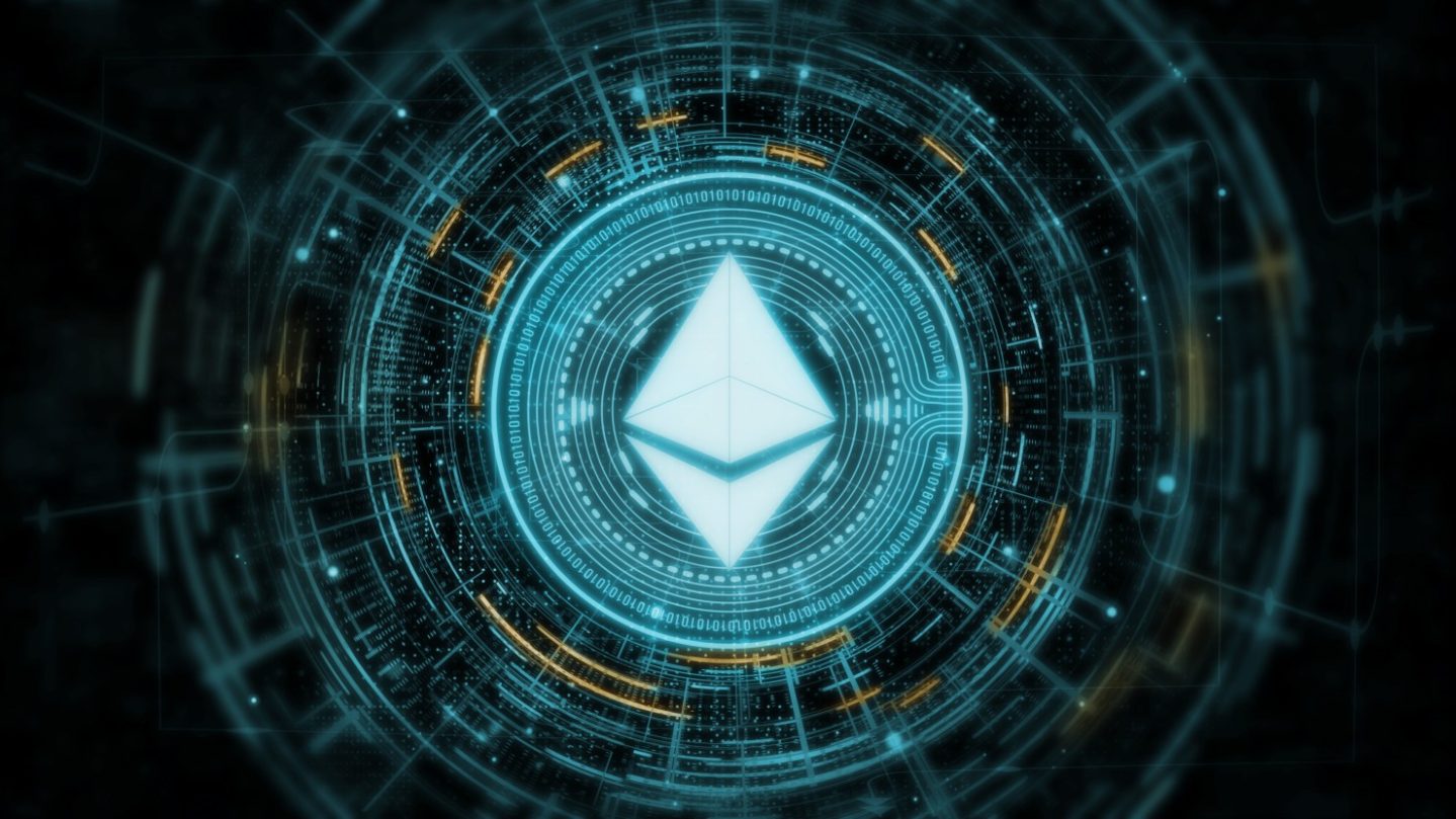 イーサリアムがICO開始から10周年を迎える、ビットコインとの相対価値は100倍以上に