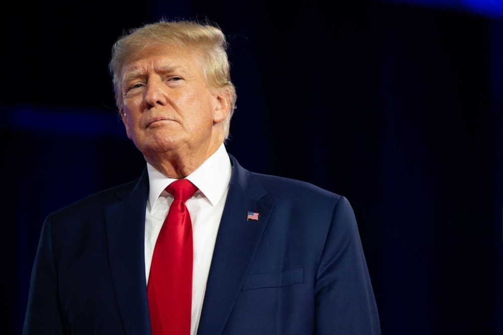 トランプ次期大統領、「アメリカファースト」な仮想通貨準備金を検討か|XRP、SOL、USDCなど トランプ次期大統領、「アメリカファースト」な仮想通貨準備金を検討か|XRP、SOL、USDCなど